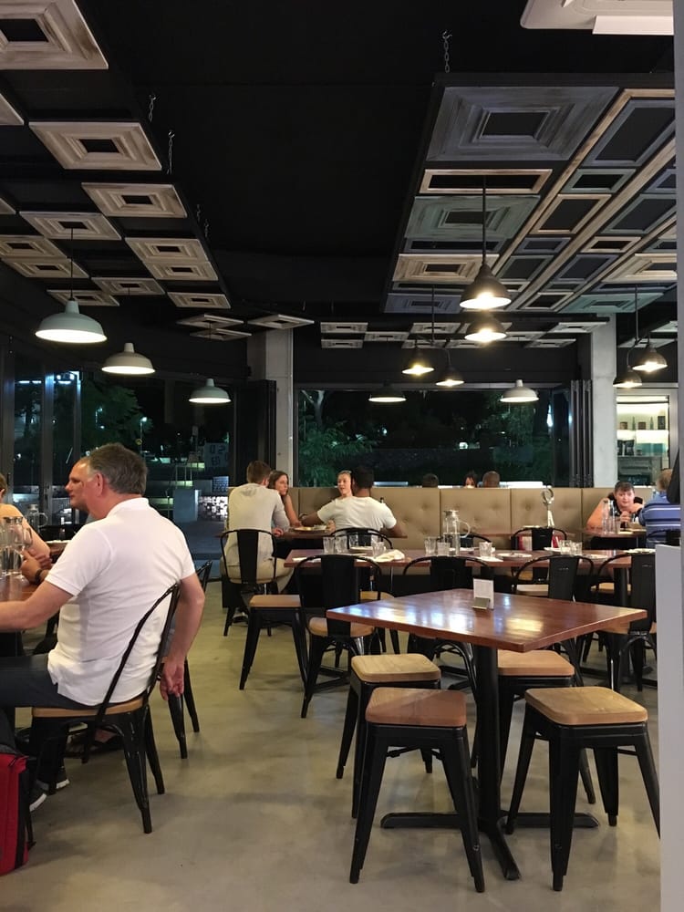 WOODPECKERS WOODFIRED PIZZERIA Updated March 2024 14 Photos 20/3