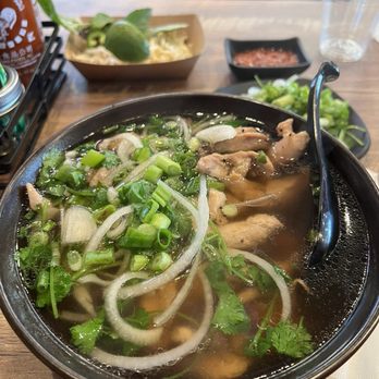Sweet Rice Kitchen - Chicken pho - Vietnamese Near Me - Thousand Oaks, California Sweet Rice Kitchen - Chicken pho - Vietnamese Near Me - Thousand Oaks, California