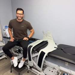 Precision Chiropractic Clinic - Spinal Decompression available