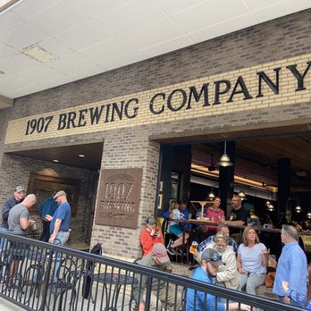 1907 Brewing Company - Outside on Main St. - Brewpubs Near Me - Morristown, Tennessee 1907 Brewing Company - Outside on Main St. - Brewpubs Near Me - Morristown, Tennessee