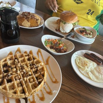 Another Broken Egg Cafe - Cookie Dough Waffle Fried Chicken BLT Chicken Sausage Loaded Bacon Gouda Grits - Breakfast & Brunch Near Me - Augusta, Georgia
