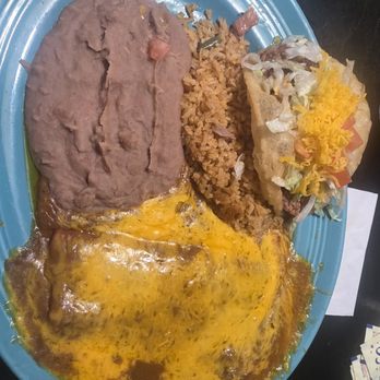 Henry’s Puffy Tacos - Tex-Mex Plate - Mexican Near Me - San Antonio, Texas