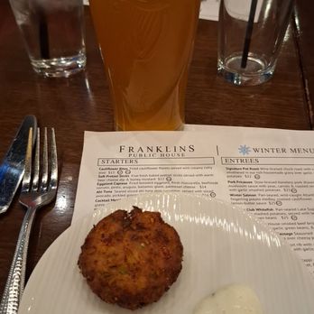 Franklins Public House - Crab cakes - Gastropubs Near Me - Palos Heights, Illinois