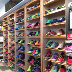 Fast Trax Run & X-Country Ski Shop - All. The. Shoes!