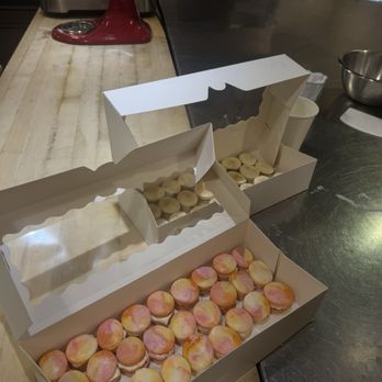 Sur La Table - Kitchen Supplies Near Me - Chicago, Illinois