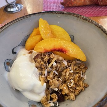 Casa Benavides Inn - Morning granola - Bed & Breakfast Near Me - Taos, New Mexico