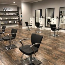 Vogue Salon & Spa At Legacy Ranch - Stylist floor