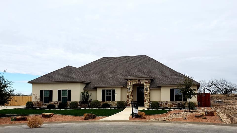 Slide of Candela Roofing