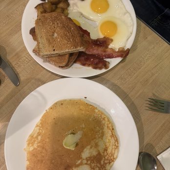 Poppa Frank's - Frank's big belly breakfast - Burgers Near Me - New Hope, Pennsylvania Poppa Frank's - Frank's big belly breakfast - Burgers Near Me - New Hope, Pennsylvania
