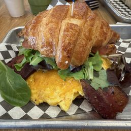 Breakfast croissant sandwich Breakfast croissant sandwich