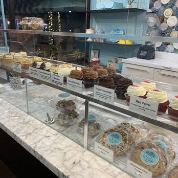 Grace and Shelly's Cupcakes - Cupcake counter - Desserts Near Me - Naples, Florida Grace and Shelly's Cupcakes - Cupcake counter - Desserts Near Me - Naples, Florida