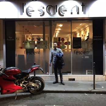 L'Escient - Front of this great little restaurant - French Near Me - Paris, 75 L'Escient - Front of this great little restaurant - French Near Me - Paris, 75