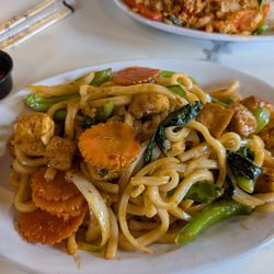 Thai Food Connection - Spicy food on noodle lunch special