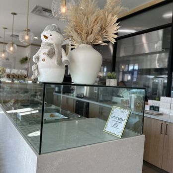 Sugar & Sage Bakery - Minimal yet festive and warm - Coffee & Tea Near Me - Dallas, Texas Sugar & Sage Bakery - Minimal yet festive and warm - Coffee & Tea Near Me - Dallas, Texas