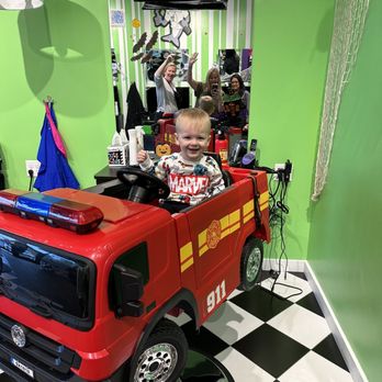 Sharkey’s Cuts For Kids - Kids Hair Salons Near Me - Black Diamond, Washington Sharkey’s Cuts For Kids - Kids Hair Salons Near Me - Black Diamond, Washington