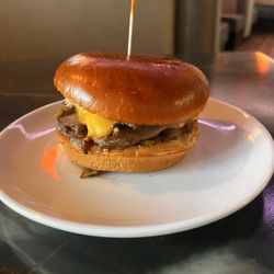 The 120 Bar and Grill - Giner