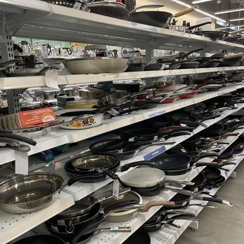 Value Village Community Donation Centre - Pots and pans - Thrift Stores Near Me - New Westminster, British Columbia