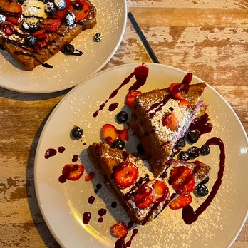 Toast Kitchen & Bar - Crunchberry French Toast - Breakfast & Brunch Near Me - Brea, California Toast Kitchen & Bar - Crunchberry French Toast - Breakfast & Brunch Near Me - Brea, California