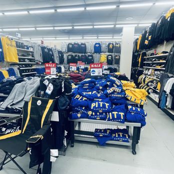Dunham's Sports - Local sports - Sporting Goods Near Me - Monroeville, Pennsylvania Dunham's Sports - Local sports - Sporting Goods Near Me - Monroeville, Pennsylvania