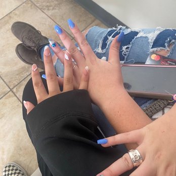Top Nails - Nails - Nail Salons Near Me - Nixa, Missouri