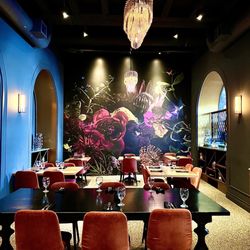 Monarch Restaurant - Interior