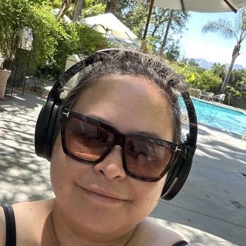 The Capri Hotel - Doing work by the pool - Hotels Near Me - Ojai, California The Capri Hotel - Doing work by the pool - Hotels Near Me - Ojai, California