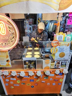 Liuhe Night Market by null