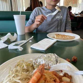 China Star Buffet - Fried shrimps and baked salmon. - Chinese Near Me - Bakersfield, California China Star Buffet - Fried shrimps and baked salmon. - Chinese Near Me - Bakersfield, California