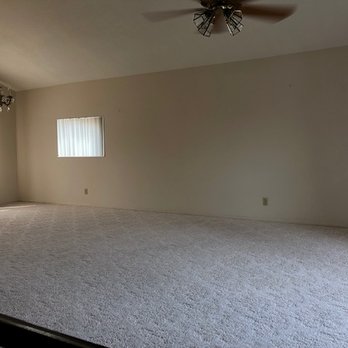 Carpet Savers - This carpet is 18 years old and looks great! - Carpet Cleaning Near Me