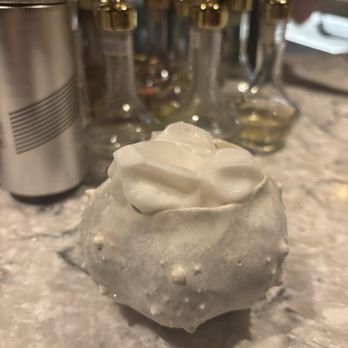 Suyo Modern Peruvian - Whale gin with ocean foam - Peruvian Near Me - Vancouver, British Columbia
