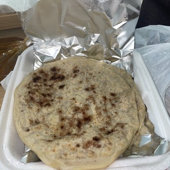 Mamas Pupusas - Bean and cheese pupusa - Salvadoran Near Me - Pomona, California Mamas Pupusas - Bean and cheese pupusa - Salvadoran Near Me - Pomona, California