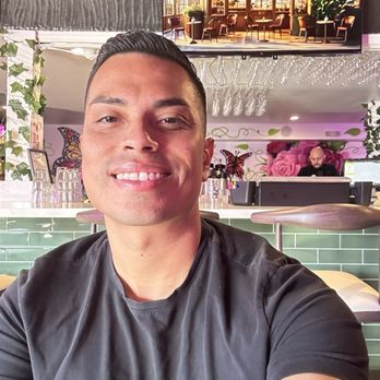 Madres Brunch - Bar - Breakfast & Brunch Near Me - Riverside, California