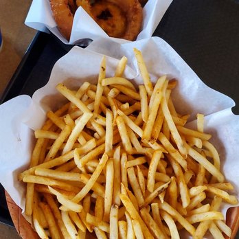 Main Street Grill - Basket of fries - Barbeque Near Me - Cambria, California Main Street Grill - Basket of fries - Barbeque Near Me - Cambria, California