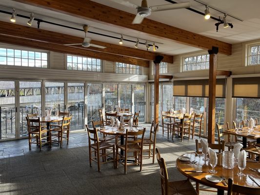 Simon Pearce by null