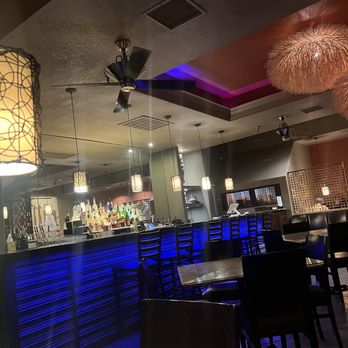Le Basil - Inside - Thai Near Me - Palm Desert, California Le Basil - Inside - Thai Near Me - Palm Desert, California