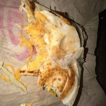 Taco Bell - Cheesy Gordita crunch inside chicken quesadilla - Fast Food Near Me - Boca Raton, Florida Taco Bell - Cheesy Gordita crunch inside chicken quesadilla - Fast Food Near Me - Boca Raton, Florida