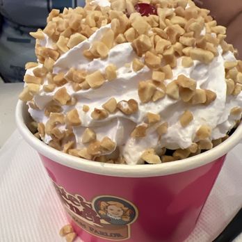 Kate's Korner Ice Cream Parlor - Sundae - Ice Cream & Frozen Yogurt Near Me - Las Vegas, Nevada Kate's Korner Ice Cream Parlor - Sundae - Ice Cream & Frozen Yogurt Near Me - Las Vegas, Nevada