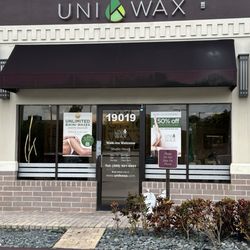 Uni K Wax-Aventura - Store front with new logo