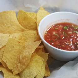 La Malquerida - OK chips & fresh salsa.