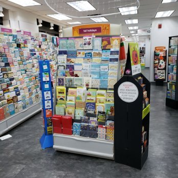 Duane Reade - a display of greeting cards in a store - Drugstores Near Me - Jersey City, New Jersey Duane Reade - a display of greeting cards in a store - Drugstores Near Me - Jersey City, New Jersey