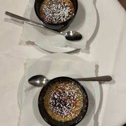 Ristorante Cavallino Bianco Weißes Rössel - Crème brûlée (split by the chef so each of use could have the full hard sugar top!)