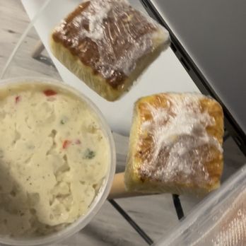 Oohh's and Aahh's - Potato Salad Corn Bread - American Near Me - Washington, DC, District of Columbia Oohh's and Aahh's - Potato Salad Corn Bread - American Near Me - Washington, DC, District of Columbia