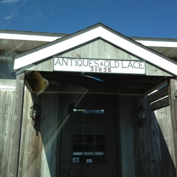 Antiques & Old Lace - Antiques Near Me - Cutchogue, New York Antiques & Old Lace - Antiques Near Me - Cutchogue, New York