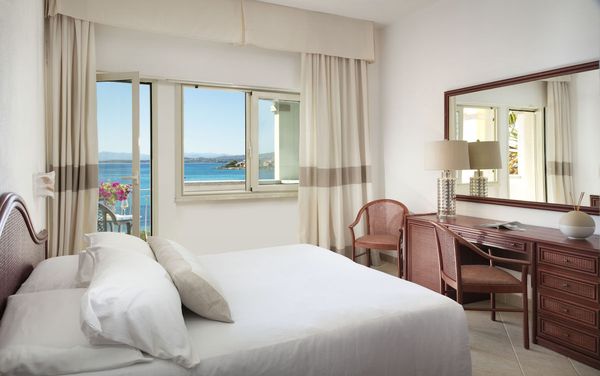 Gabbiano Azzurro Hotel & Suites by null