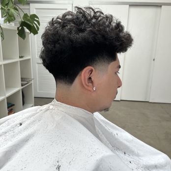Jonm Studio - Taper blow out - Barbers Near Me - Los Angeles, California Jonm Studio - Taper blow out - Barbers Near Me - Los Angeles, California