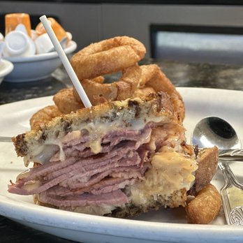 Louise's Pantry - Reuben, not the low cal special, I am sure the onion rings assisted in my diet. - American Near Me - La Quinta, California Louise's Pantry - Reuben, not the low cal special, I am sure the onion rings assisted in my diet. - American Near Me - La Quinta, California