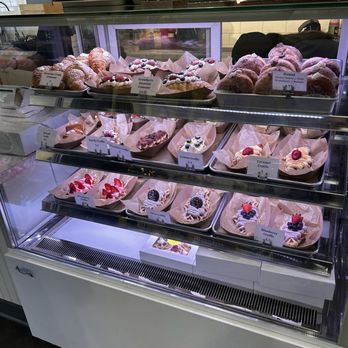 Three Lemons - Bakeries Near Me - Richmond Hill, Georgia