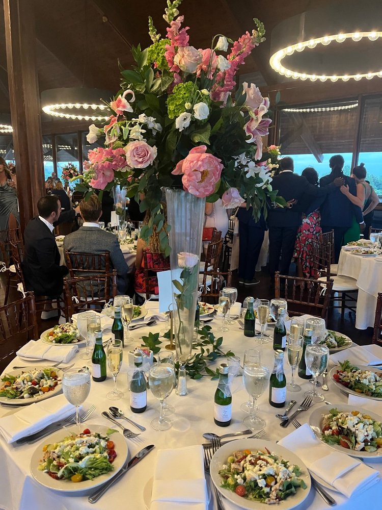 VOGUE FLOWERS 74 Photos 400 Willis Ave, Williston Park, New York Florists Phone Number