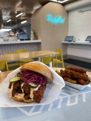 Pretty Bird Hot Chicken by null