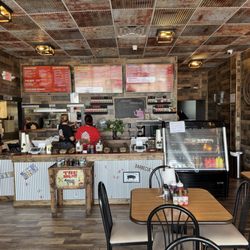 @TheBBQPitNJ interior
